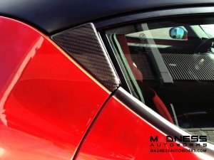 Alfa Romeo 4C Door Trim Kit - Carbon Fiber